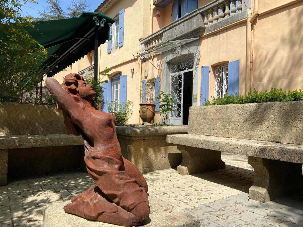 Logis Hotel Restaurant Le Domaine De La Regaliere Anduze Exterior photo